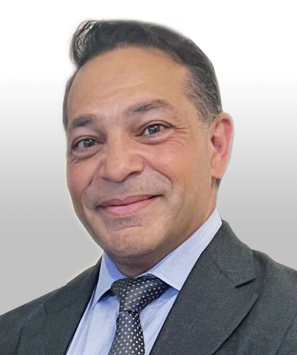 الأستاذ علي أحمد يموت